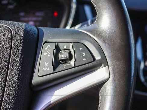 Used 2019 Chevrolet Trax LT w/ Driver Confidence Package FWD image 30