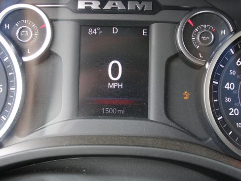 Certified 2025 RAM 1500 Tradesman AWD/4WD image 23