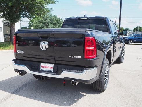 New 2025 RAM 1500 Limited image 6