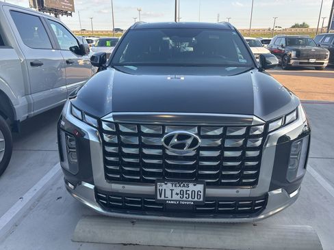 Used 2024 Hyundai Palisade Calligraphy AWD/4WD image 2