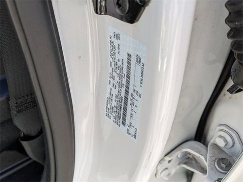 Certified 2021 Ford F450 Limited w/ FX4 Off-Road Package image 37