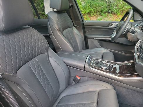 Used 2025 BMW X5 xDrive50e AWD/4WD image 10