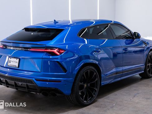 Used 2022 Lamborghini Urus AWD/4WD image 14
