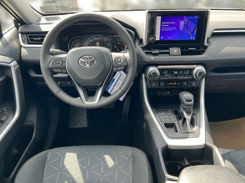 New 2025 Toyota RAV4 XLE image 18