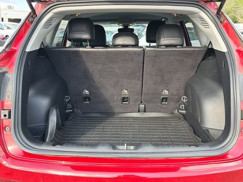 Used 2018 Jeep Compass Latitude w/ Popular Equipment Group image 12