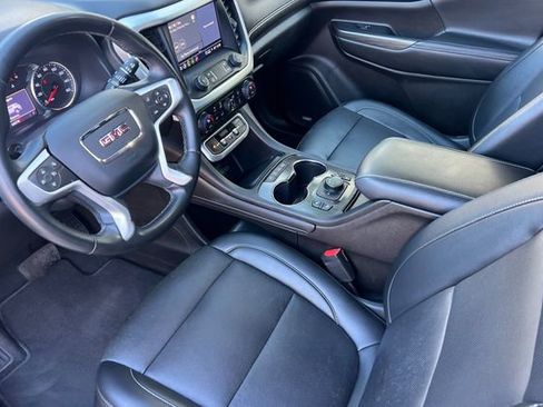 Used 2023 GMC Acadia SLT image 10