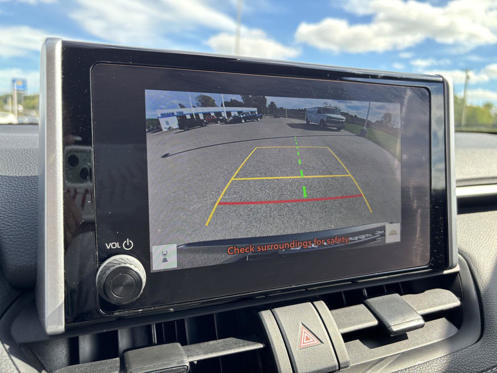 Used 2025 Toyota RAV4 LE AWD/4WD image 22