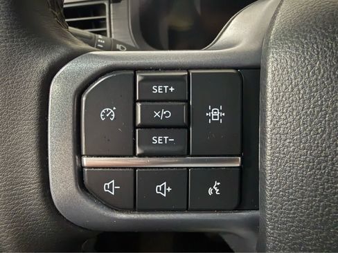 Used 2025 Ford F150 XLT w/ Equipment Group 301A Standard AWD/4WD image 17