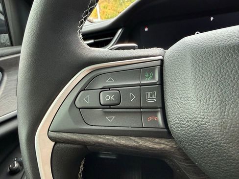 New 2025 Jeep Grand Cherokee Limited w/ Trailer Tow Package image 16