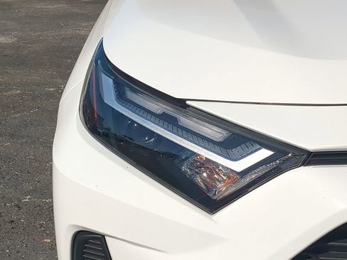 Used 2025 Toyota RAV4 LE image 11