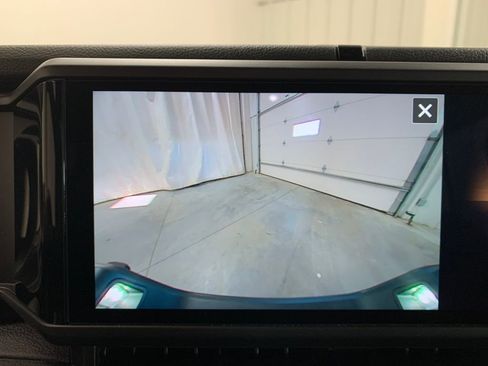 Used 2024 Jeep Gladiator Sport image 27