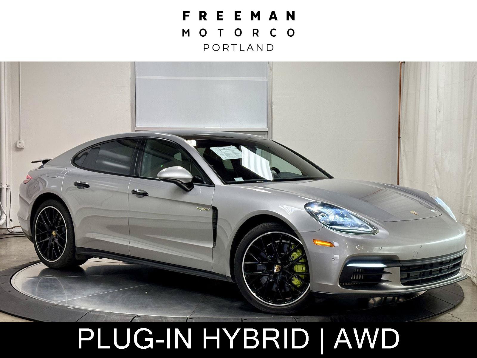 Used 2018 Porsche Panamera 4 AWD/4WD image 1