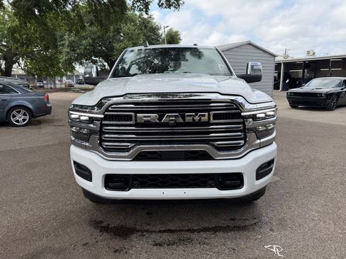 New 2026 RAM 3500 Laramie AWD/4WD image 9