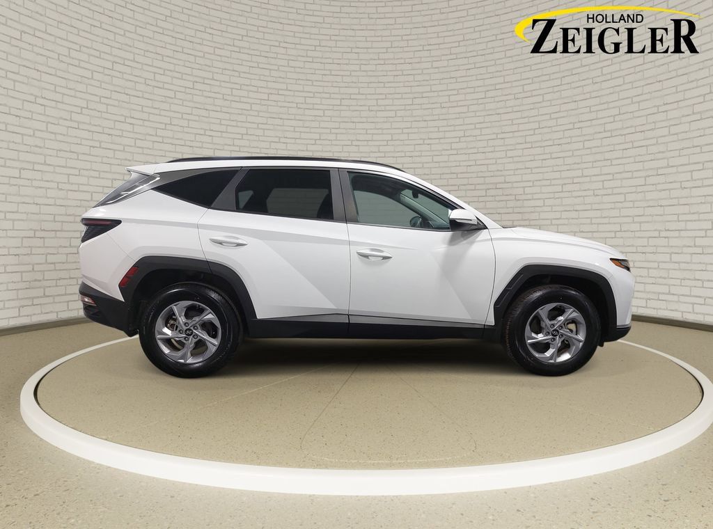 Used 2023 Hyundai Tucson SEL AWD/4WD image 4
