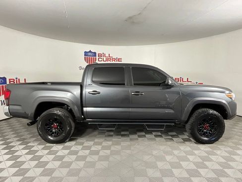 Used 2022 Toyota Tacoma SR5 image 2