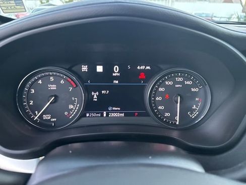 Used 2022 Cadillac XT4 Premium Luxury w/ Technology Package image 18