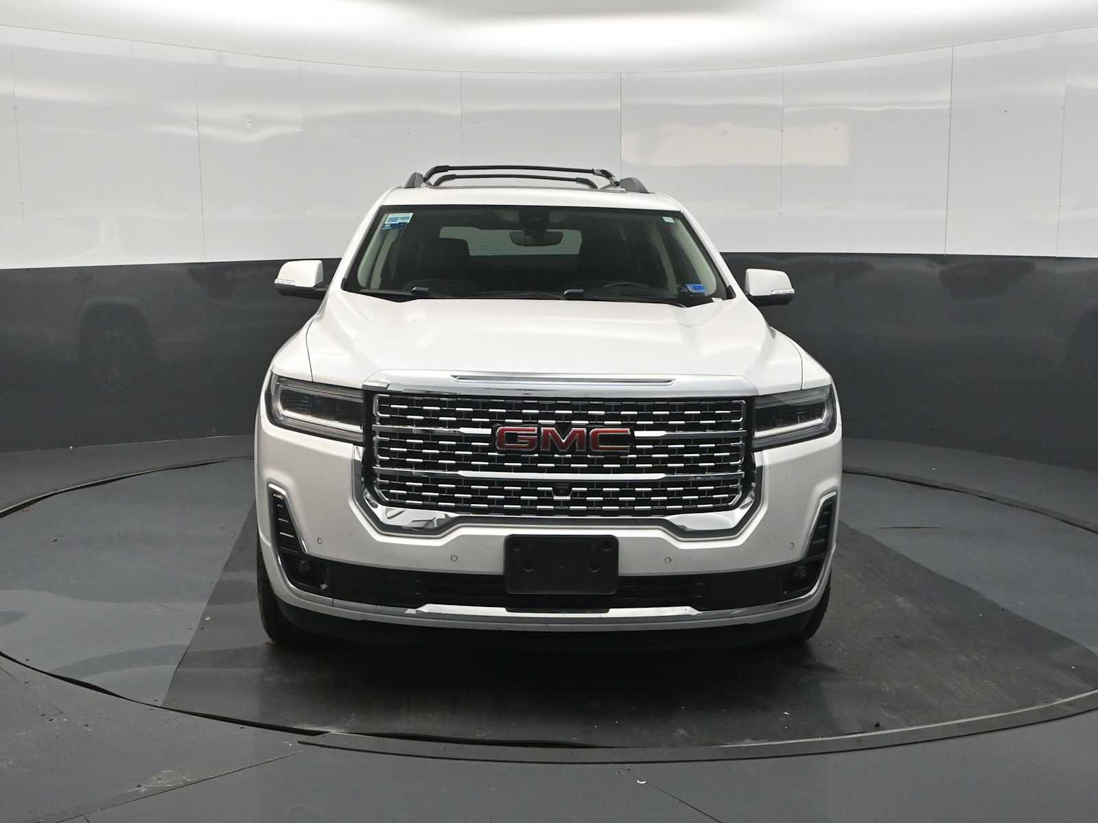Used 2022 GMC Acadia Denali w/ Denali Ultimate Package AWD/4WD image 6
