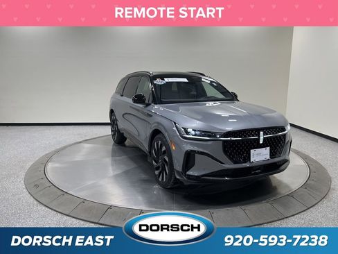 Certified 2024 Lincoln Nautilus Reserve w/ Equipment Group 202A image 3