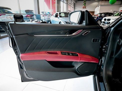 Used 2022 Maserati Ghibli Modena Q4 image 15