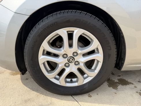 Used 2016 Scion iA image 10