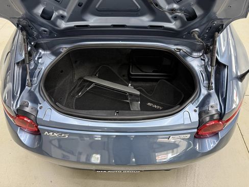 Used 2017 MAZDA MX-5 Miata RF Grand Touring RWD image 9