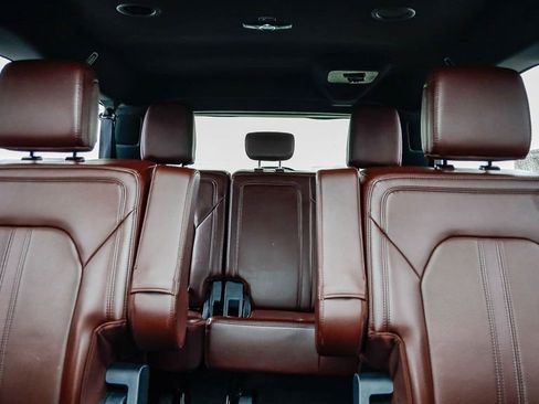 Used 2024 Ford Expedition Max Limited image 28