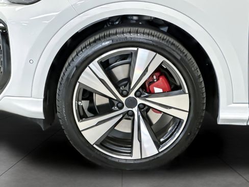 New 2026 Audi SQ5 Premium Plus AWD/4WD image 25