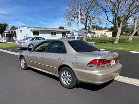 Used 2002 Honda Accord EX image 10