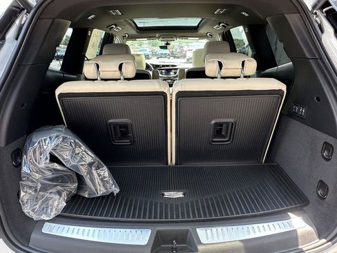 New 2025 Cadillac XT6 Sport w/ Technology Package image 4