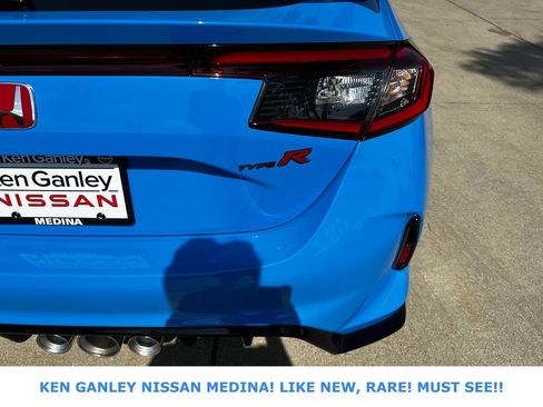Used 2024 Honda Civic Type R image 16