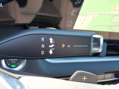 Used 2025 Chevrolet Equinox LT FWD image 14