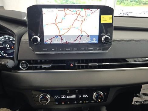 New 2024 Mitsubishi Outlander SEL image 23