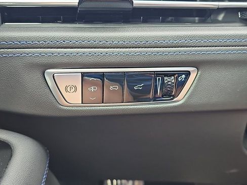 New 2026 Cadillac Escalade IQ Sport 1 w/ LPO, ONYX Package image 29