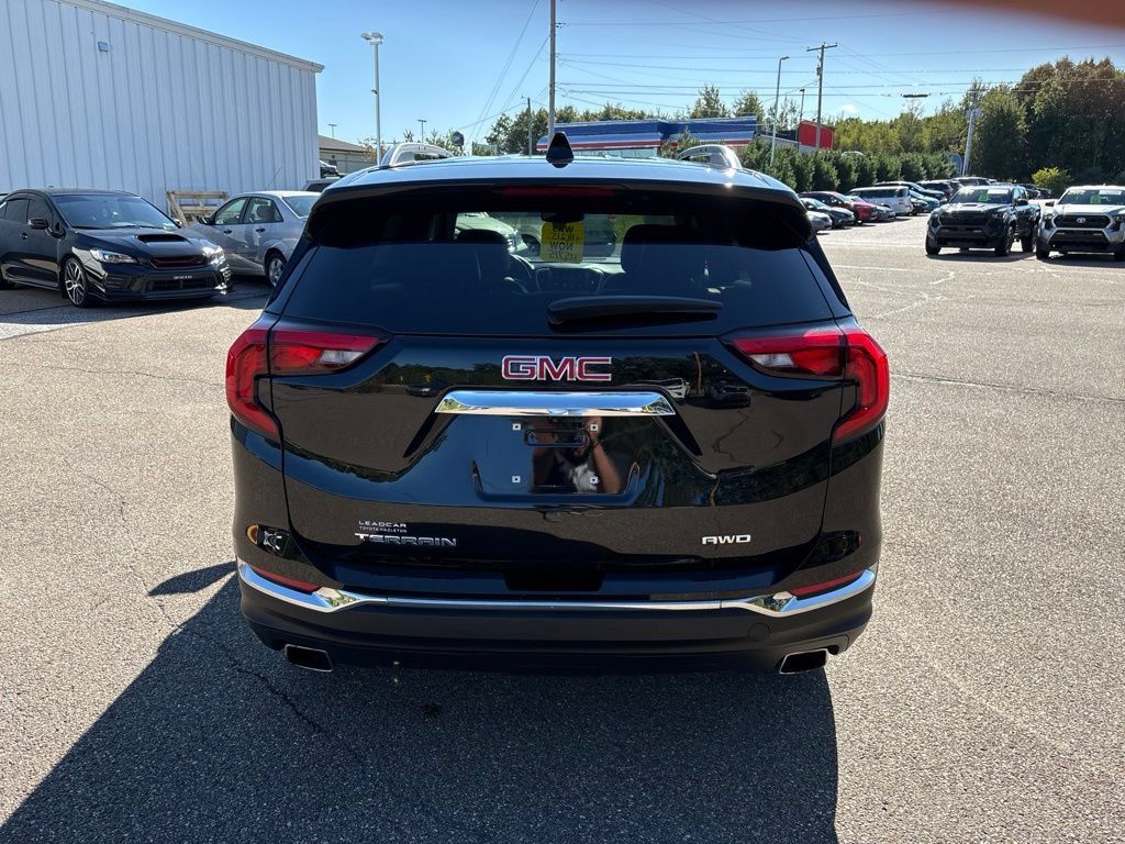 Used 2019 GMC Terrain SLT w/ Preferred Package AWD/4WD image 6