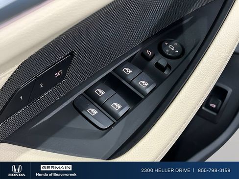 Used 2023 BMW i4 eDrive40 RWD image 13