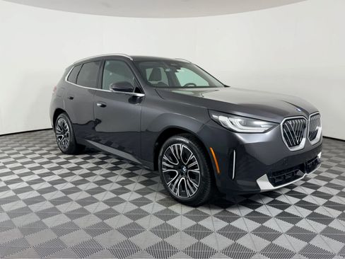 Used 2025 BMW X3 xDrive30i AWD/4WD image 1