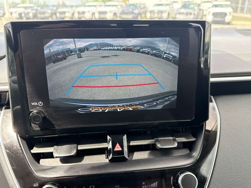 Used 2024 Toyota Corolla LE FWD image 22