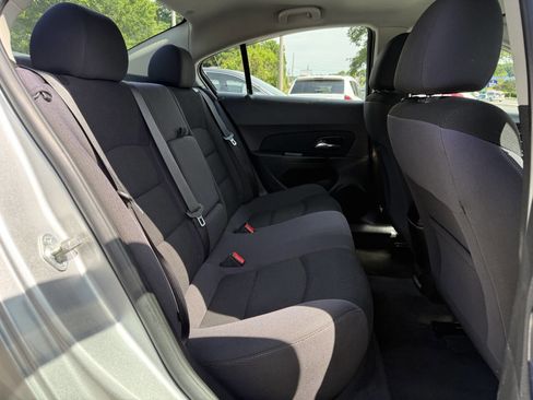 Used 2014 Chevrolet Cruze LT FWD image 16