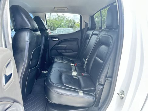 Used 2016 Chevrolet Colorado LT w/ LT Convenience Package RWD image 17