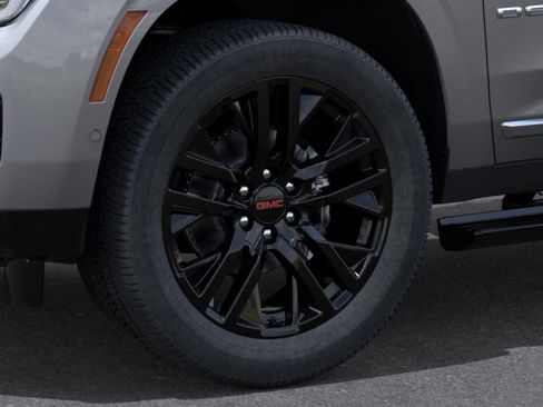 New 2026 GMC Yukon XL Denali w/ Sun & Power Step Package image 9