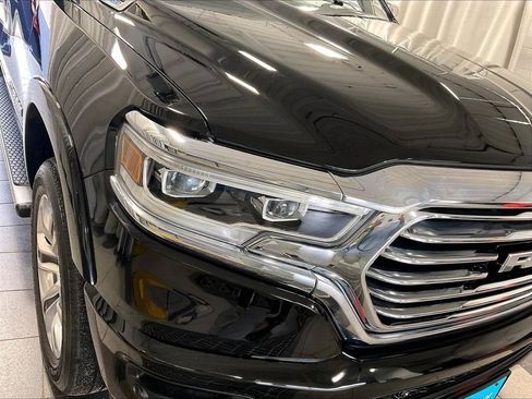 Used 2022 RAM 1500 Limited w/ Body Color Bumper Group AWD/4WD image 33