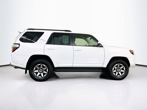 Used 2024 Toyota 4Runner TRD Off-Road image 10