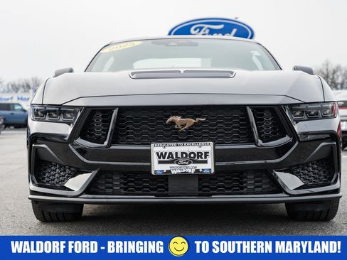 Used 2025 Ford Mustang GT Premium image 2