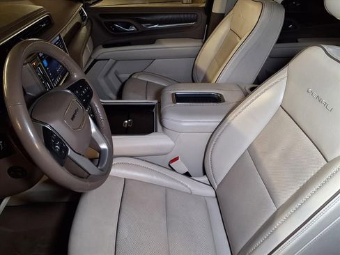 Used 2021 GMC Yukon Denali AWD/4WD image 12