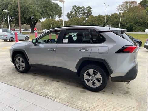 New 2025 Toyota RAV4 LE image 4