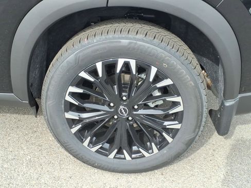 New 2026 Nissan Rogue SV image 5