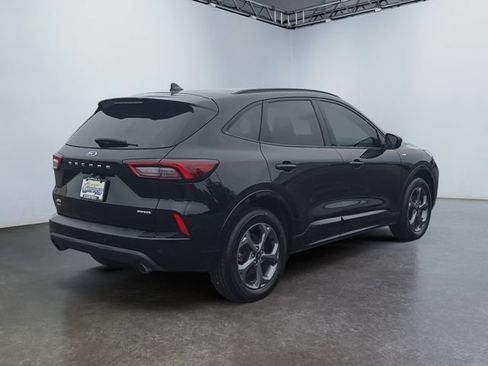 Used 2024 Ford Escape ST-Line w/ Tech Pack #1 AWD/4WD image 5