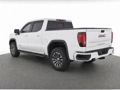 Used 2021 GMC Sierra 1500 AT4 w/ AT4 Premium Package AWD/4WD image 4