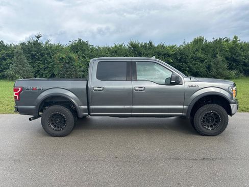 Used 2018 Ford F150 XLT w/ Equipment Group 302A Luxury AWD/4WD image 14