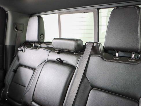 Used 2021 GMC Sierra 1500 SLT image 28